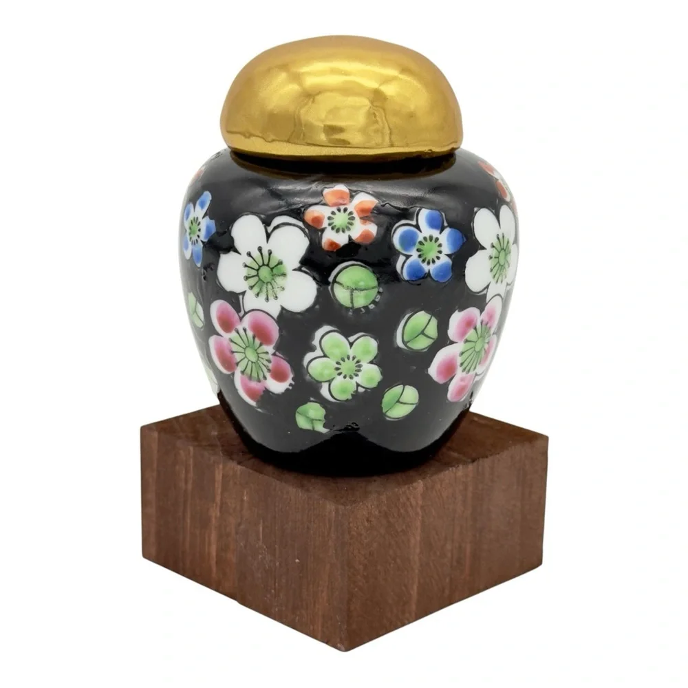 Japanese Porcelain Ginger Jar Kintsugi Art Lid Mini Personal Growth Gift Vintage